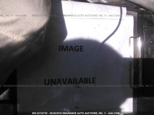 1FMRE11W1XHB07891 - 1999 FORD ECONOLINE E150 WAGON WHITE photo 10