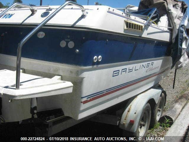 BL1A07CF1293 - 1993 BAYLINER 2250 CLASS AND TRAILER  WHITE photo 4