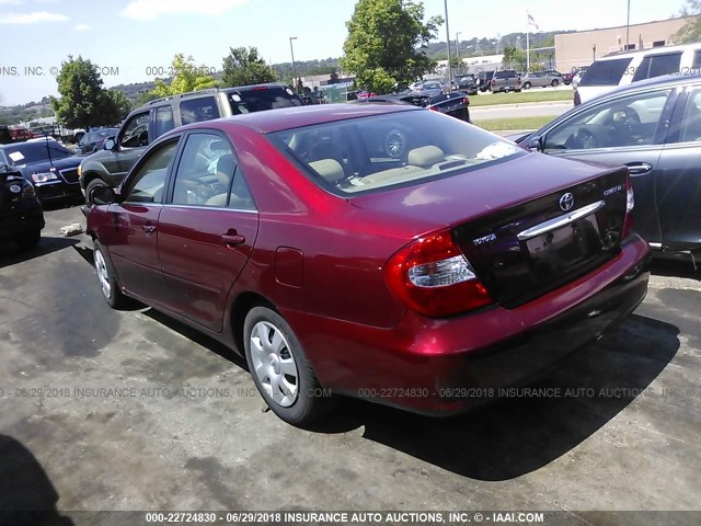 4T1BE32K42U055360 - 2002 TOYOTA CAMRY LE/XLE/SE წითელი ფოტო 3