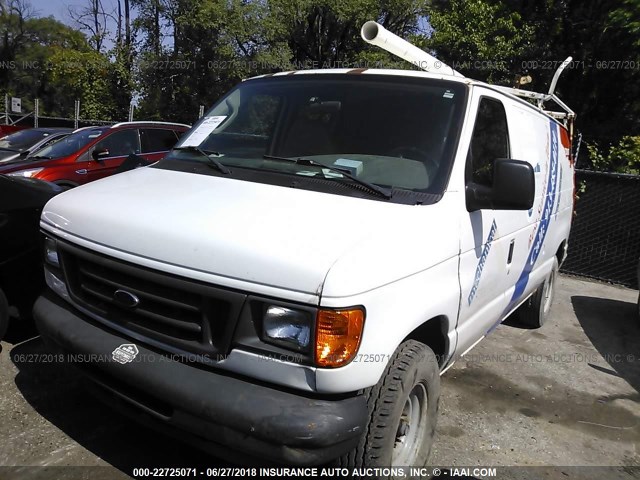 1FTNE24W84HA44627 - 2004 FORD ECONOLINE E250 VAN WHITE photo 2