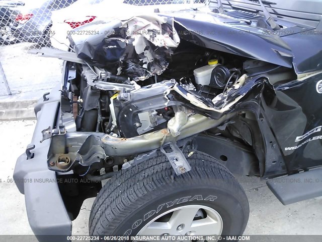 1C4AJWAG5DL687173 - 2013 JEEP WRANGLER SPORT أسود صورة 6