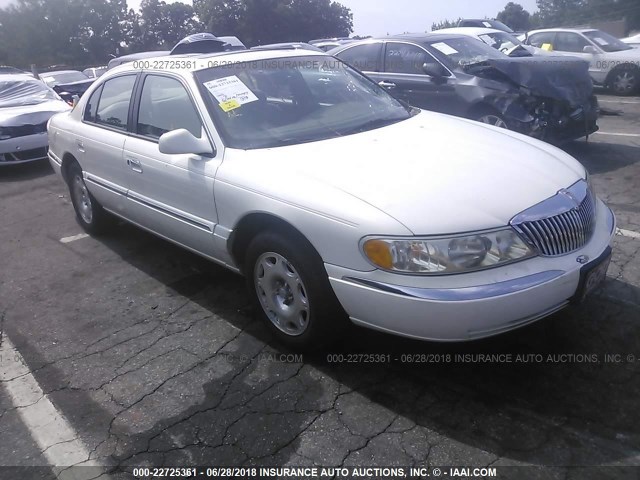 1LNFM97V0WY615044 - 1998 LINCOLN CONTINENTAL  WHITE photo 1