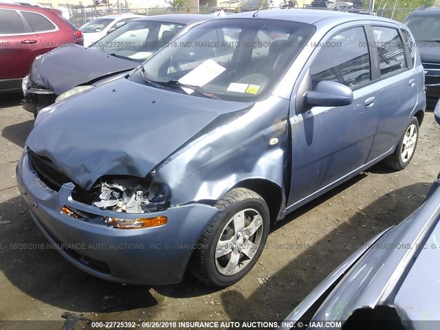 KL1TD66687B746685 - 2007 CHEVROLET AVEO LS SILVER photo 2