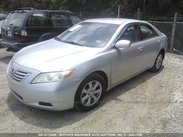 4T1BE46K98U229898 - 2008 TOYOTA CAMRY CE/LE/XLE/SE SILVER photo 2