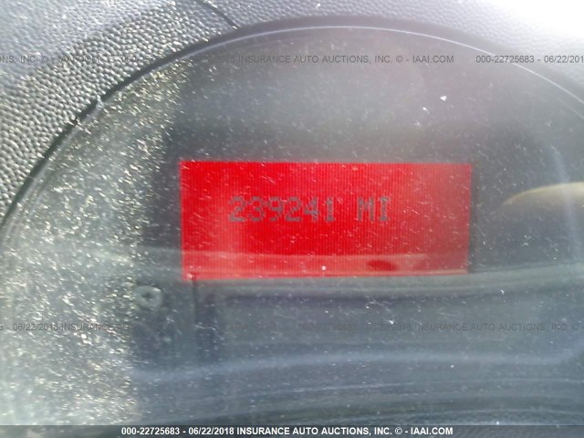 2G2WP552161254718 - 2006 PONTIAC GRAND PRIX SILVER photo 7