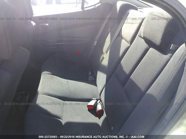 2G2WP552161254718 - 2006 PONTIAC GRAND PRIX SILVER photo 8