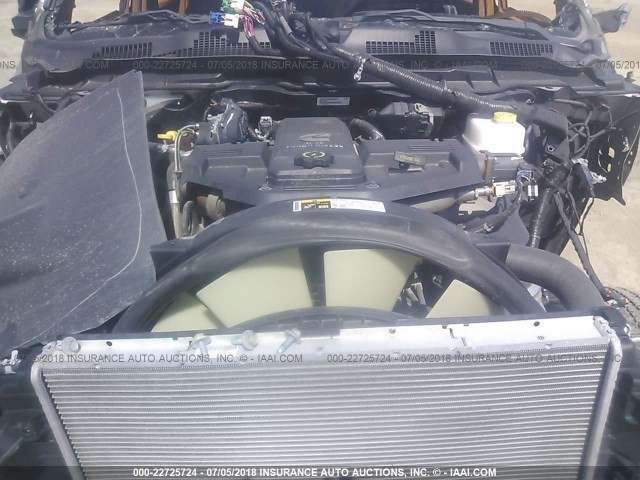 3C6UR5JL0HG587974 - 2017 RAM 2500 SLT 棕色 照片 10