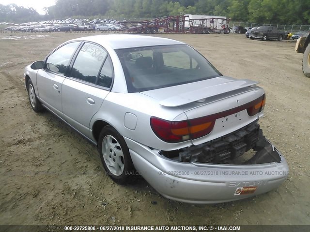 1G8ZJ52742Z295656 - 2002 SATURN SL2 SILVER photo 3