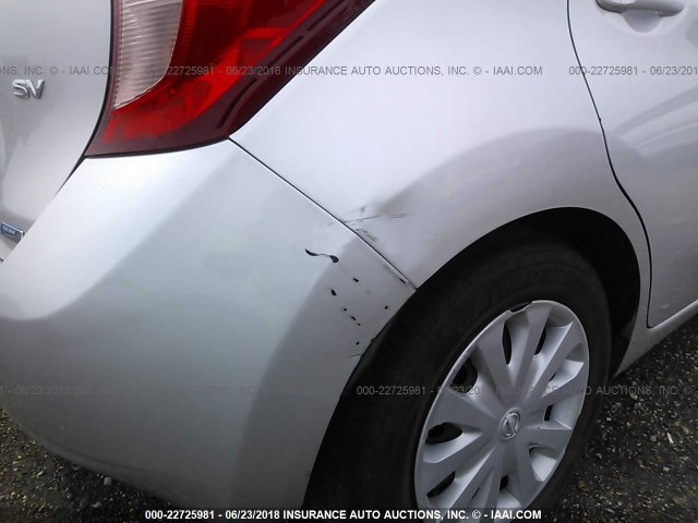 3N1CE2CP3EL418021 - 2014 NISSAN VERSA NOTE S/S PLUS/SV/SL SILVER photo 6