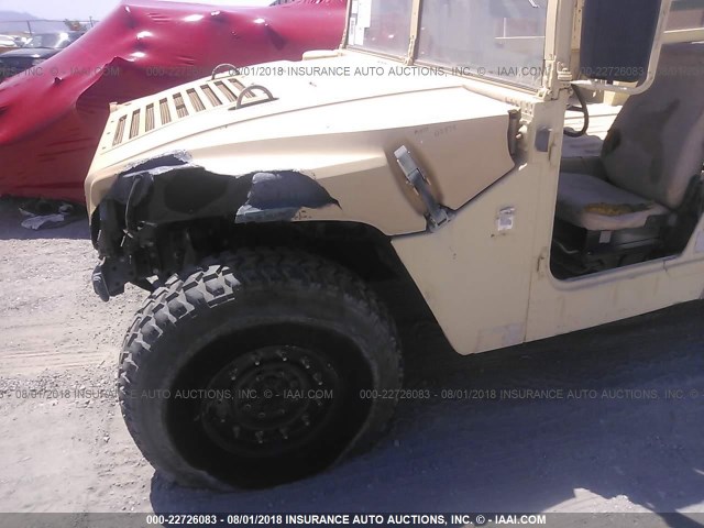 021173 - 1986 AM GENERAL HUMMER  BEIGE photo 6