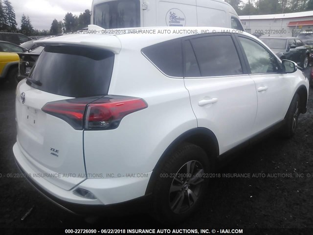 2T3RFREV6JW751289 - 2018 TOYOTA RAV4 ADVENTURE/XLE WHITE photo 4
