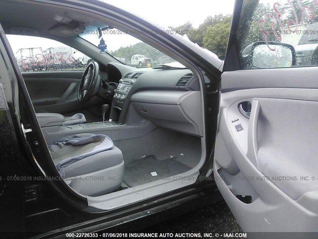 4T4BF3EKXAR070149 - 2010 TOYOTA CAMRY SE/LE/XLE მწვანე ფოტო 5