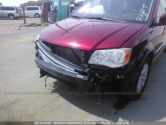 2A4RR8DG0BR615511 - 2011 CHRYSLER TOWN & COUNTRY TOURING L RED photo 6