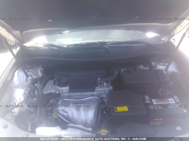 4T4BF1FK1DR332986 - 2013 TOYOTA CAMRY L/SE/LE/XLE 银色 照片 10