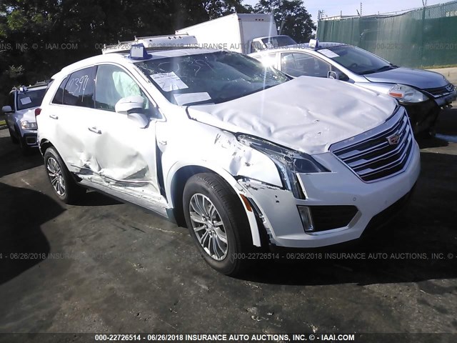 1GYKNBRS5HZ299500 - 2017 CADILLAC XT5 LUXURY WHITE photo 1