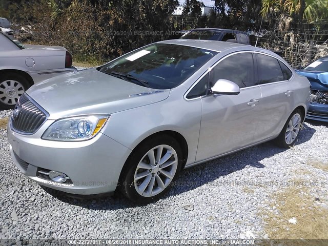 1G4PR5SK3F4212940 - 2015 BUICK VERANO CONVENIENCE SILVER photo 2