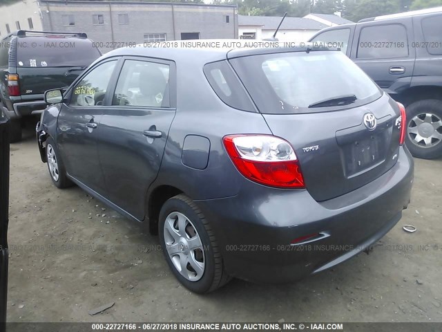 2T1LE40E59C011399 - 2009 TOYOTA COROLLA MATRIX S GRAY photo 3