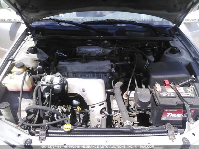 4T1BG22K21U865931 - 2001 TOYOTA CAMRY CE/LE/XLE SILVER photo 10