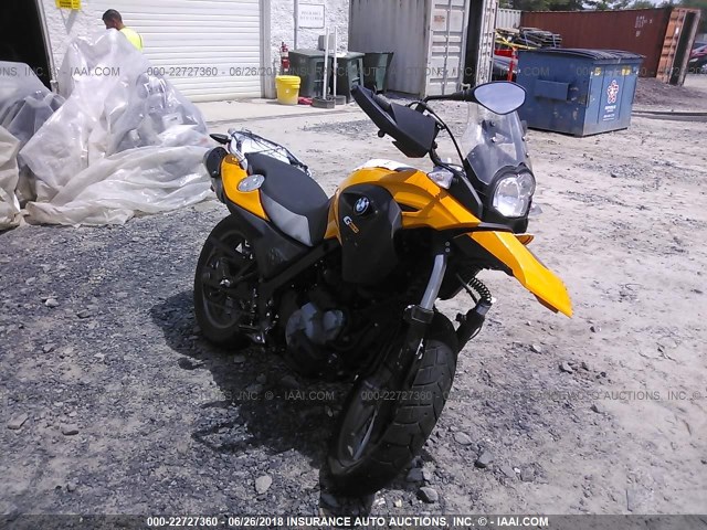 WB101890XDZY95221 - 2013 BMW G650 GS YELLOW photo 1