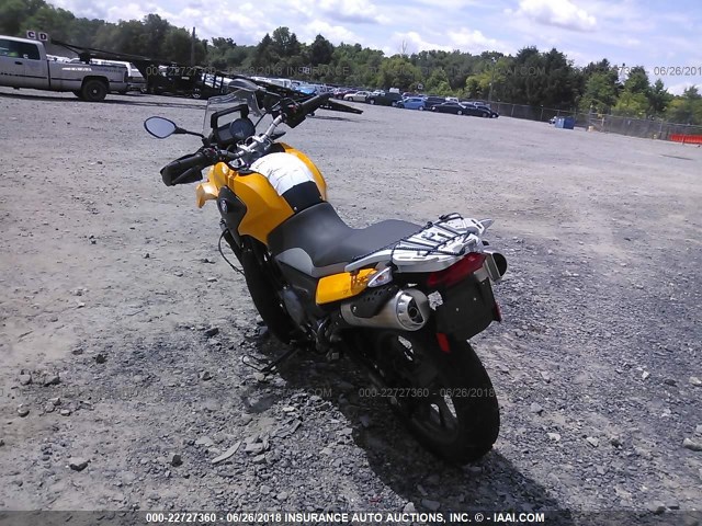 WB101890XDZY95221 - 2013 BMW G650 GS YELLOW photo 3