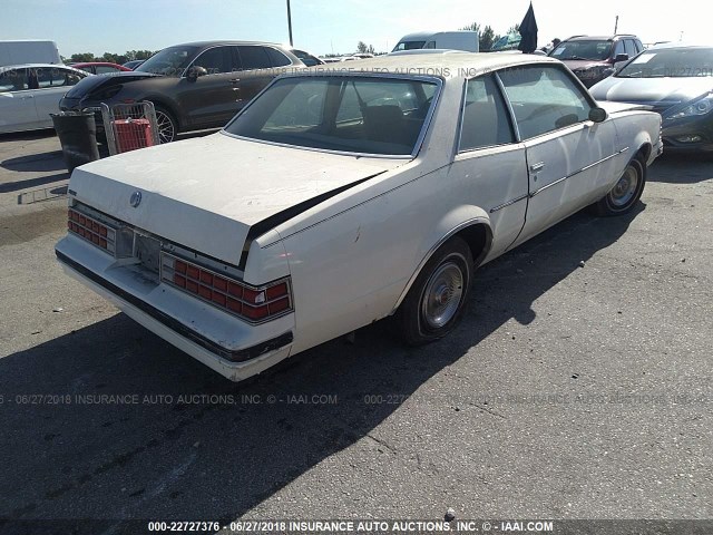 1G2AD27A9BP555434 - 1981 PONTIAC LEMANS WHITE photo 4