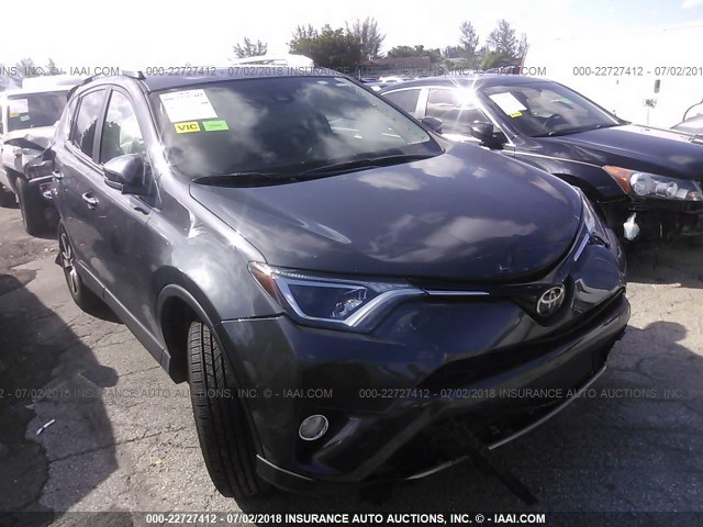 2T3WFREV3JW439689 - 2018 TOYOTA RAV4 ADVENTURE/XLE GRAY photo 1