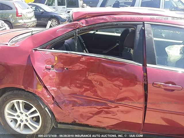 1G2ZG528654165929 - 2005 PONTIAC G6 RED photo 6