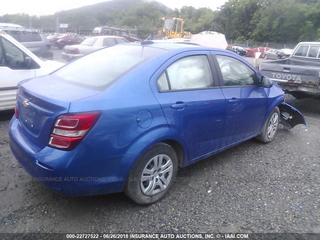1G1JB5SH1J4104417 - 2018 CHEVROLET SONIC LS 蓝色 照片 4