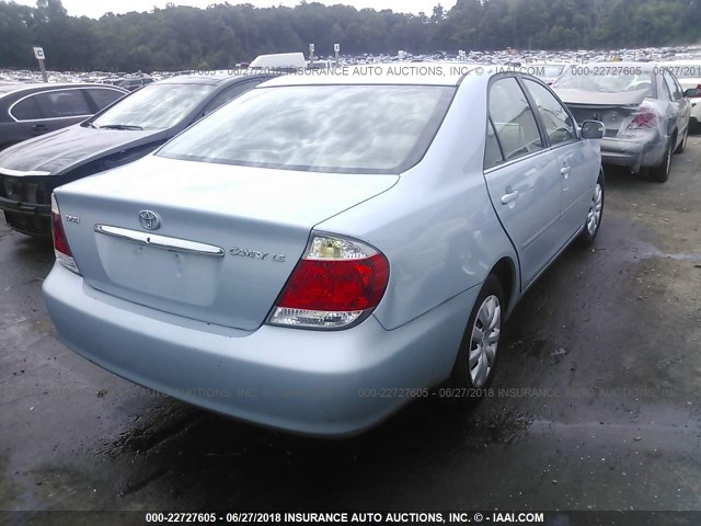 4T1BE32K75U611536 - 2005 TOYOTA CAMRY LE/XLE/SE 蓝色 照片 4