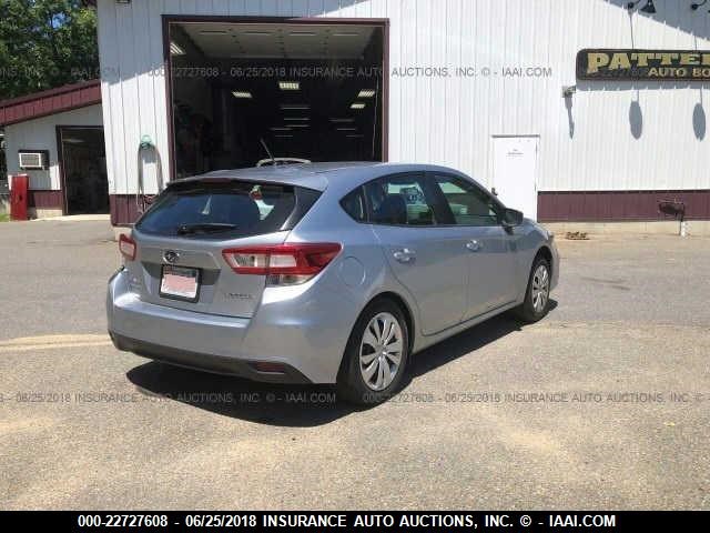 4S3GTAA66J3703309 - 2018 SUBARU IMPREZA SILVER photo 4