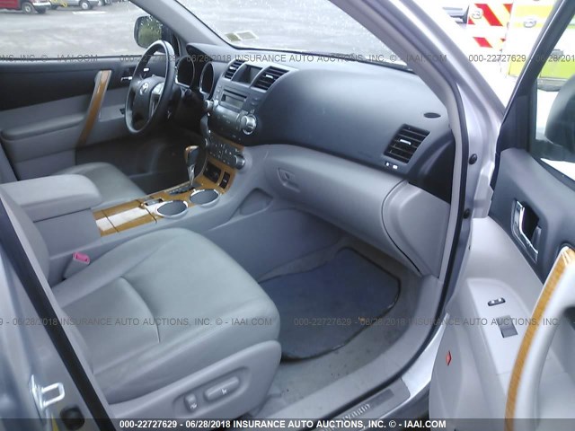 JTEEW44A292035733 - 2009 TOYOTA HIGHLANDER HYBRID LIMITED SILVER photo 5