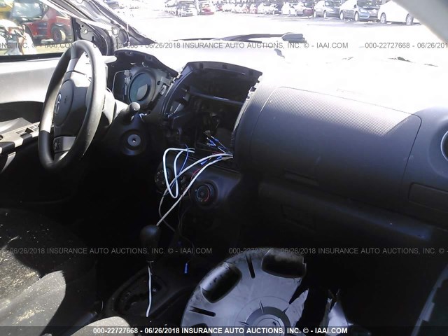 JTKKU4B45C1016528 - 2012 TOYOTA SCION XD GRAY photo 5