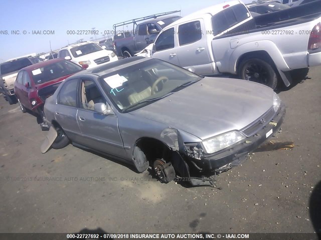 1HGCD5607VA050306 - 1997 HONDA ACCORD SE SILVER photo 1