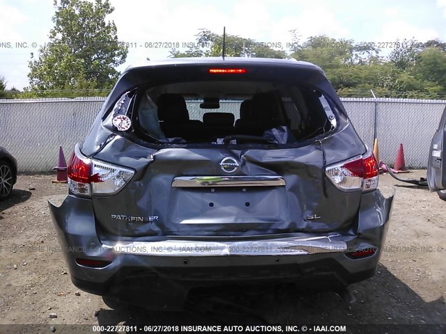 5N1AR2MN5FC700210 - 2015 NISSAN PATHFINDER S/SV/SL/PLATINUM 灰色 照片 6