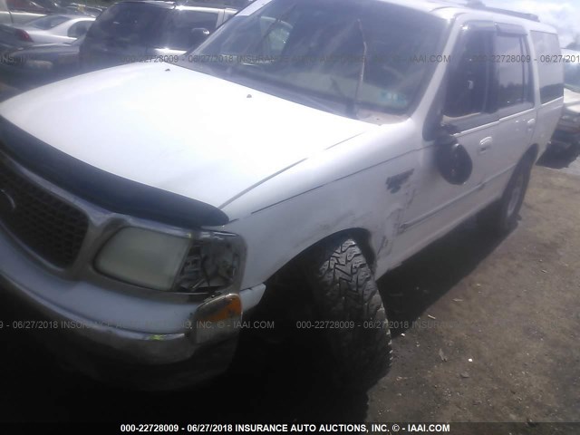 1FMPU16L7YLA60521 - 2000 FORD EXPEDITION XLT WHITE photo 6
