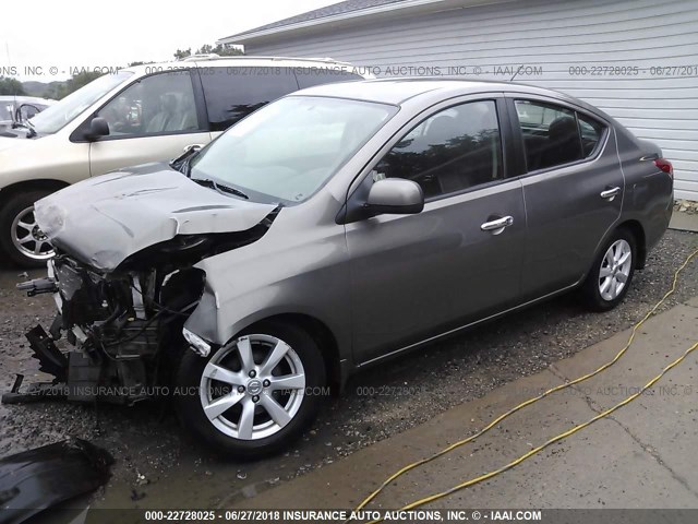 3N1CN7AP4CL842448 - 2012 NISSAN VERSA S/SV/SL GRAY photo 2