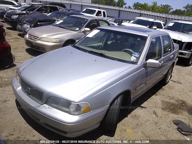 YV1LS56D4Y2668151 - 2000 VOLVO S70 GLT/SE SILVER photo 2