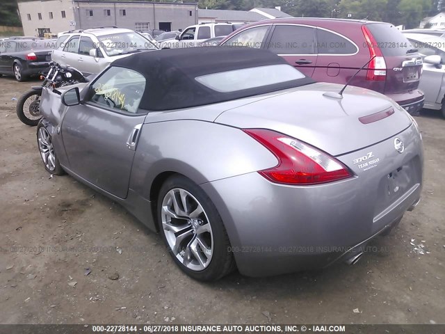 JN1AZ4FH4AM304606 - 2010 NISSAN 370Z GRAY photo 3