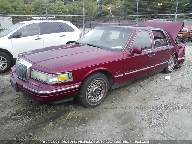 1LNLM81W6SY654598 - 1995 LINCOLN TOWN CAR EXECUTIVE RED photo 2