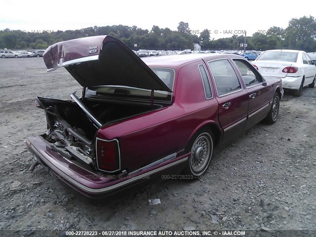 1LNLM81W6SY654598 - 1995 LINCOLN TOWN CAR EXECUTIVE RED photo 4