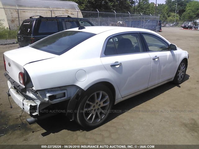 1G1ZG5E72CF287812 - 2012 CHEVROLET MALIBU LTZ 白色 照片 4