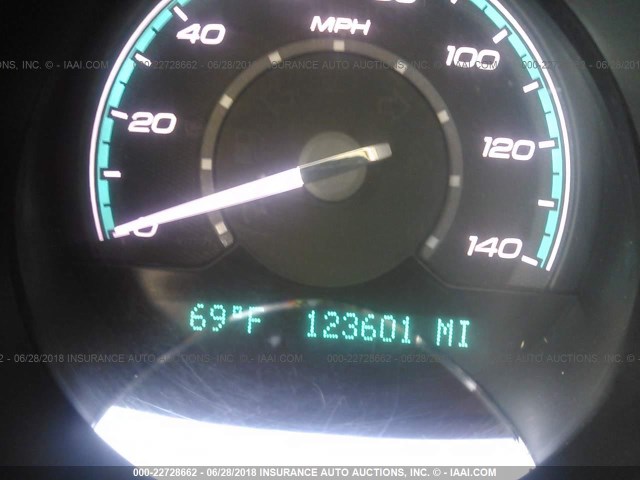 1G1ZC5EBXA4104195 - 2010 CHEVROLET MALIBU 1LT 银色 照片 7