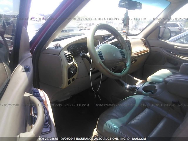 5LMRU27LXXLJ16007 - 1999 LINCOLN NAVIGATOR MAROON photo 5