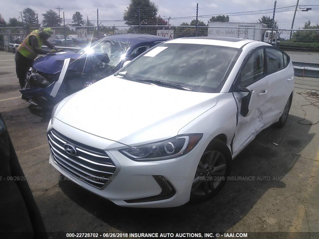 5NPD84LF8JH295452 - 2018 HYUNDAI ELANTRA SEL/VALUE/LIMITED WHITE photo 2