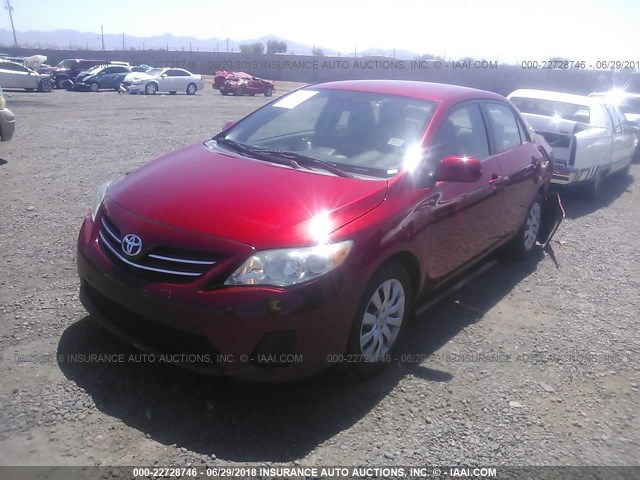 5YFBU4EE0DP138626 - 2013 TOYOTA COROLLA S/LE RED photo 2