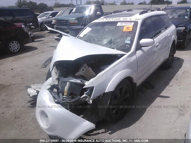 4S4BP62C077300715 - 2007 SUBARU LEGACY OUTBACK 2.5I LIMITED WHITE photo 2