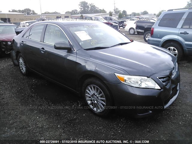 4T1BF3EK8AU063999 - 2010 TOYOTA CAMRY SE/LE/XLE GRAY photo 1