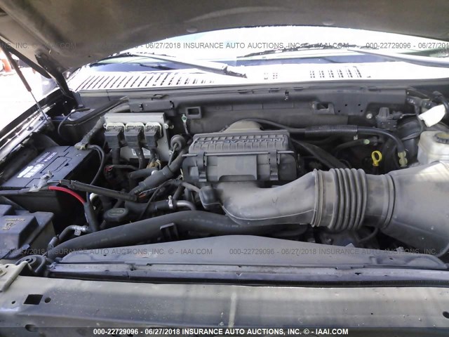 5LMFU27545LJ18191 - 2005 LINCOLN NAVIGATOR BLACK photo 10