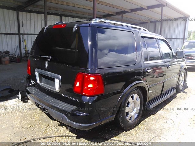 5LMFU27545LJ18191 - 2005 LINCOLN NAVIGATOR BLACK photo 4