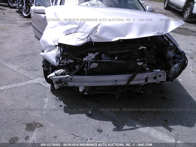 YV1RS61T742374011 - 2004 VOLVO S60 Srebrny zdjęcie 6